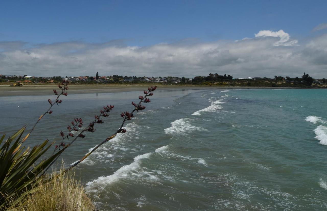 The Sanctuary Beach Side And Spa Bed and Breakfast Timaru Buitenkant foto