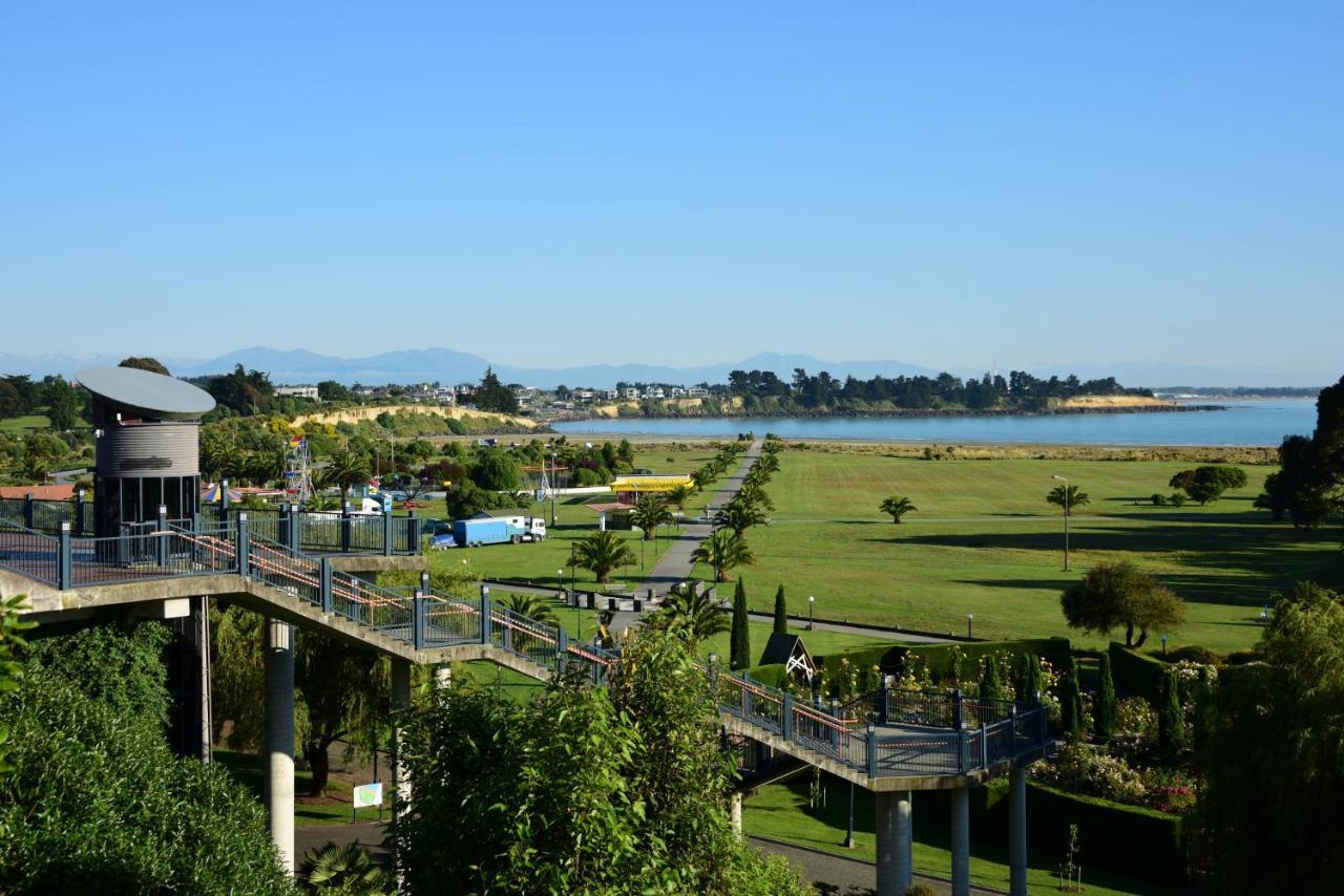 The Sanctuary Beach Side And Spa Bed and Breakfast Timaru Buitenkant foto