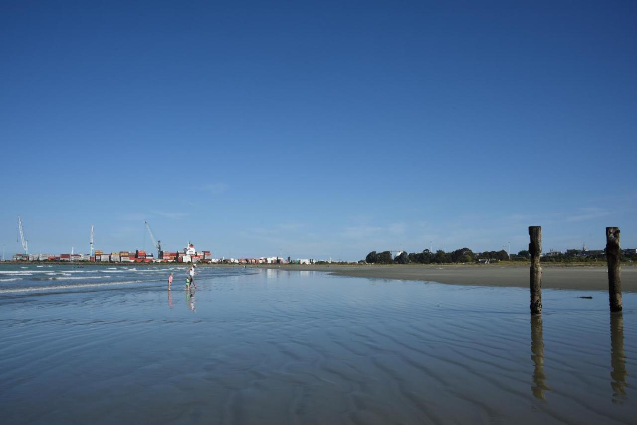 The Sanctuary Beach Side And Spa Bed and Breakfast Timaru Buitenkant foto