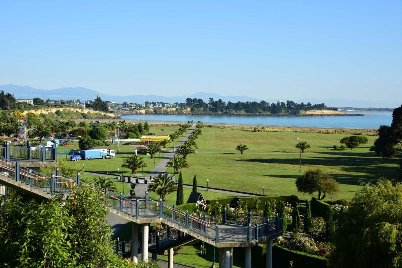 The Sanctuary Beach Side And Spa Bed and Breakfast Timaru Buitenkant foto